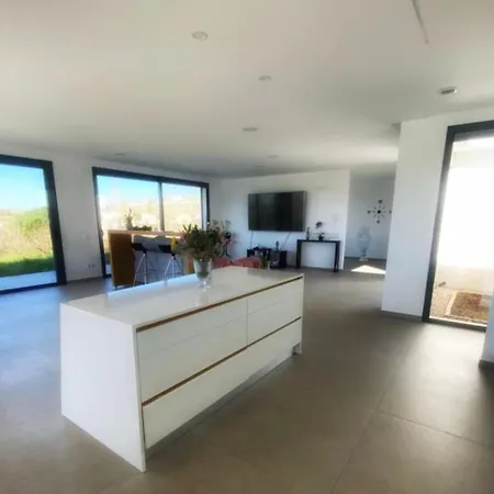Bungalow, Gated, Fruit Tress, Private Pool, Peaceful Semesterbostad *